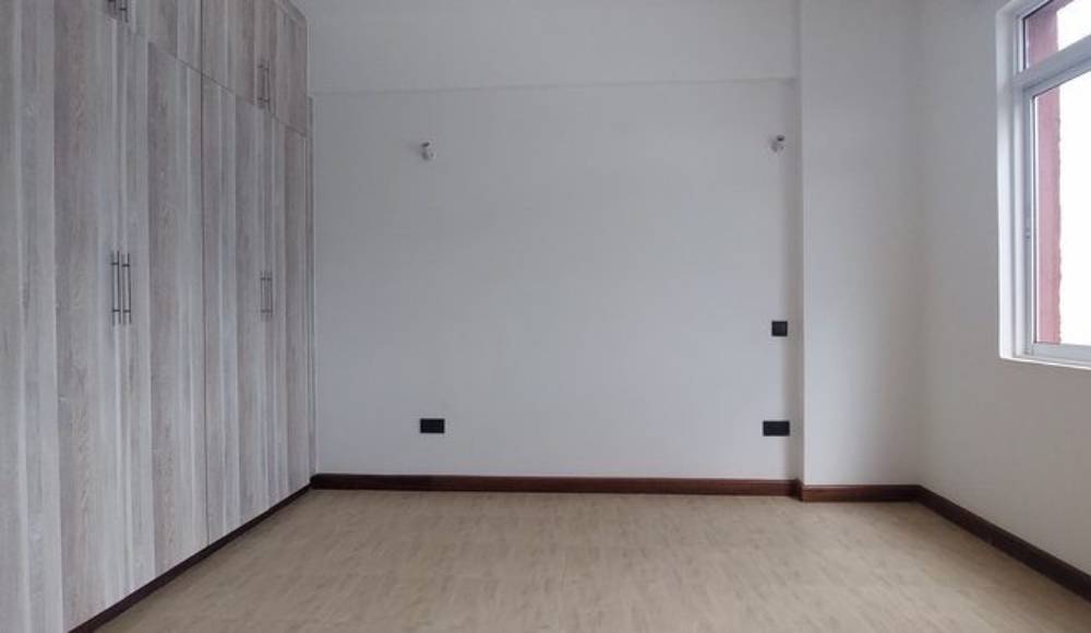 2 Bedroom Apartment For Sale in Thindigua 3