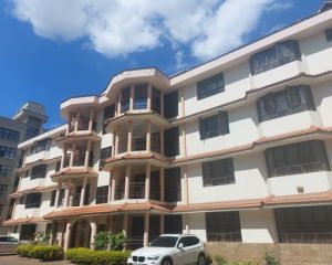CONVINIENTLY LOCATED 3 BEDROOM MASTER ENSUITE APARTMENT NEAR YAYA’S CENTER KILIMANI
